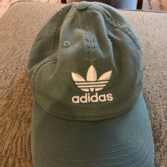 Adidas Womens Relaxed Fit Hat 